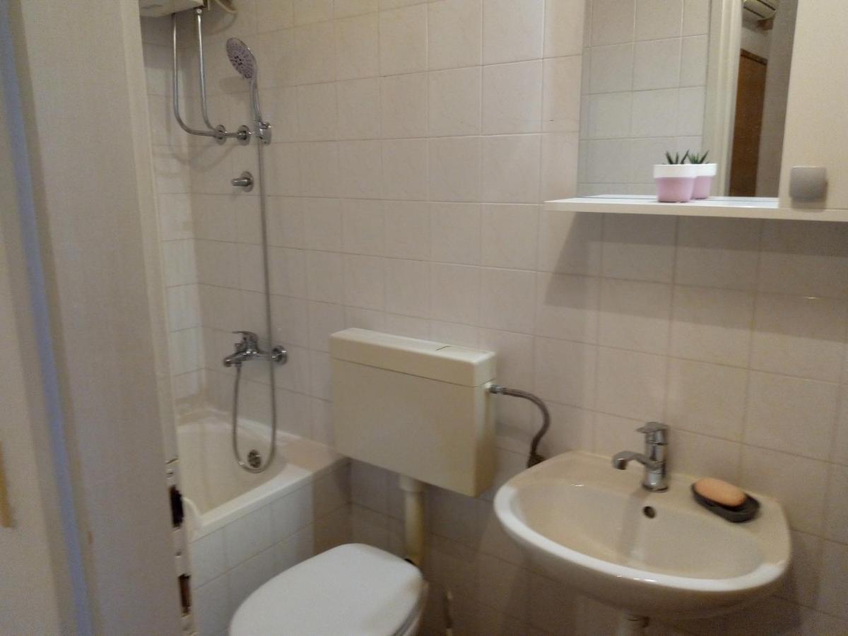 Ruzica Saric Hotel Хвар Екстериор снимка